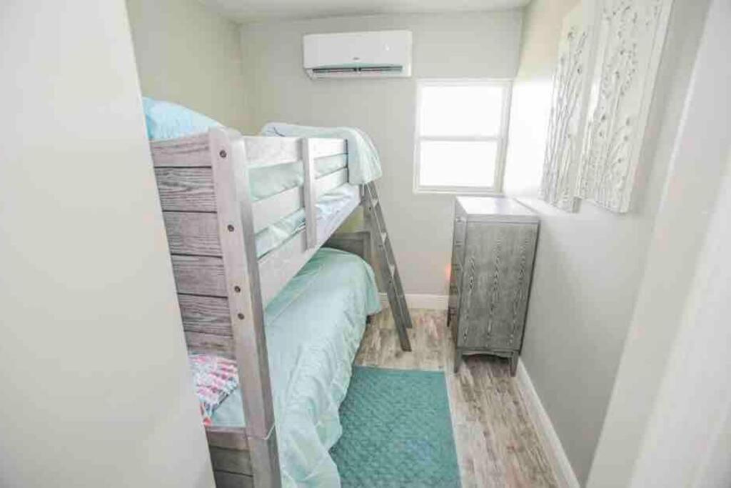 Beachfront Retreat! 3 Steps To Walkover! Surfside Beach Εξωτερικό φωτογραφία