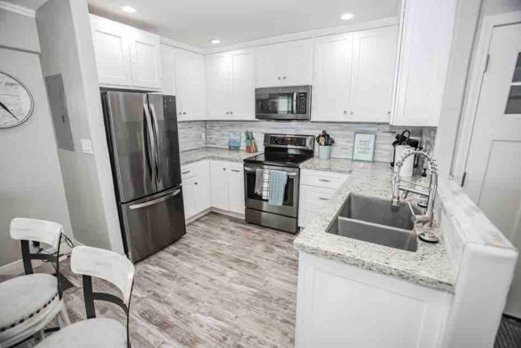 Beachfront Retreat! 3 Steps To Walkover! Surfside Beach Εξωτερικό φωτογραφία